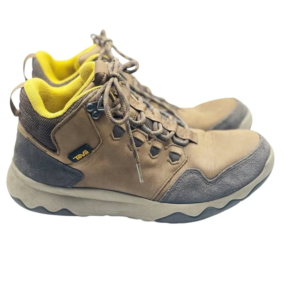Teva Arrowood Lux Mid Waterproof Boots Men 7.5 Brown Beige